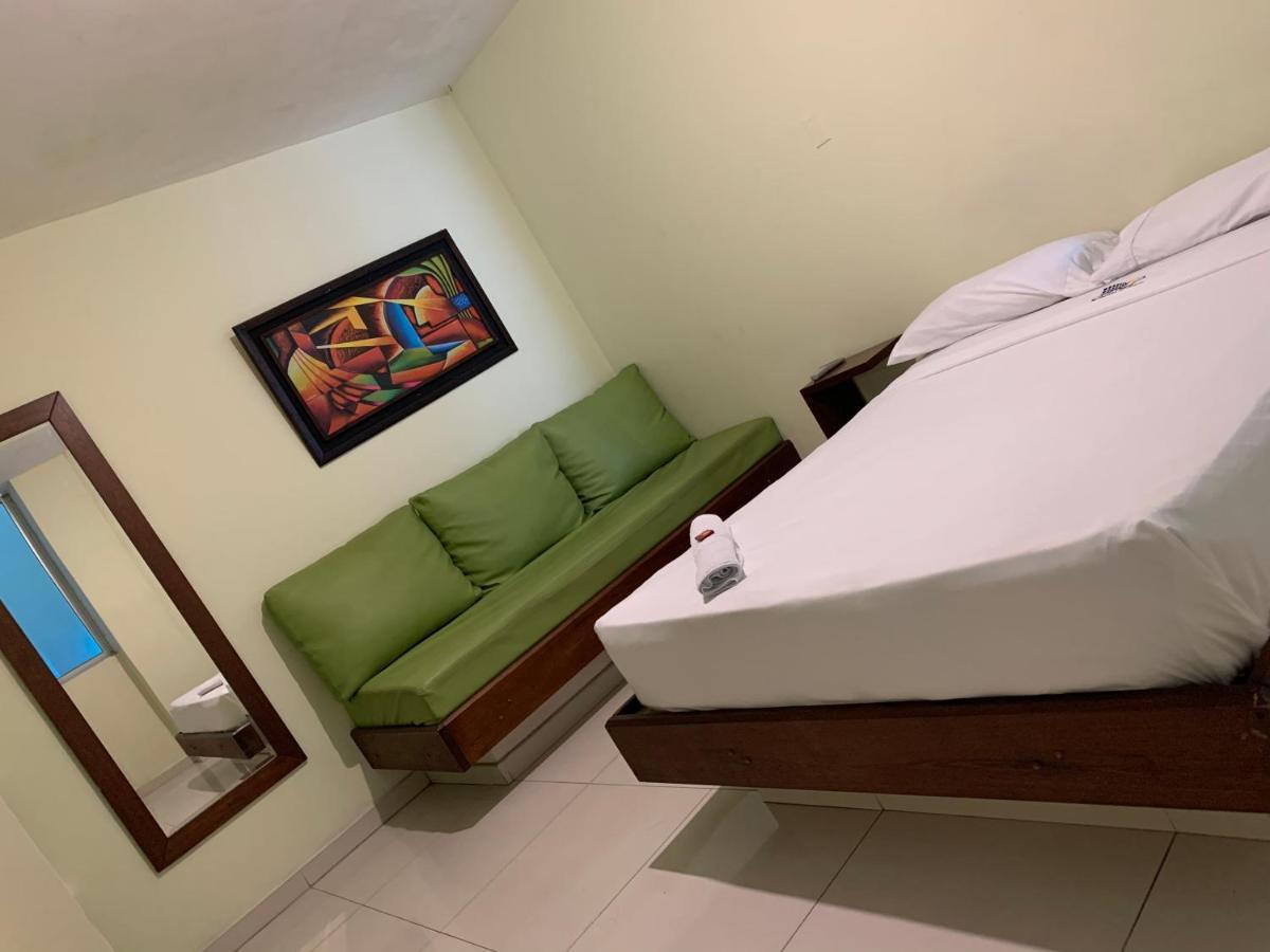 Hotel Bellavista Premium Villeta Ngoại thất bức ảnh