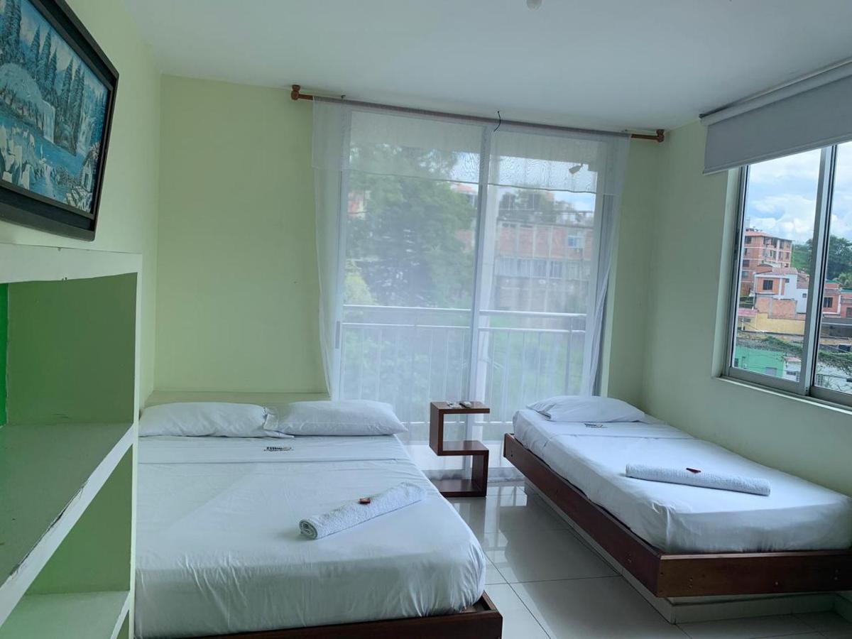 Hotel Bellavista Premium Villeta Ngoại thất bức ảnh