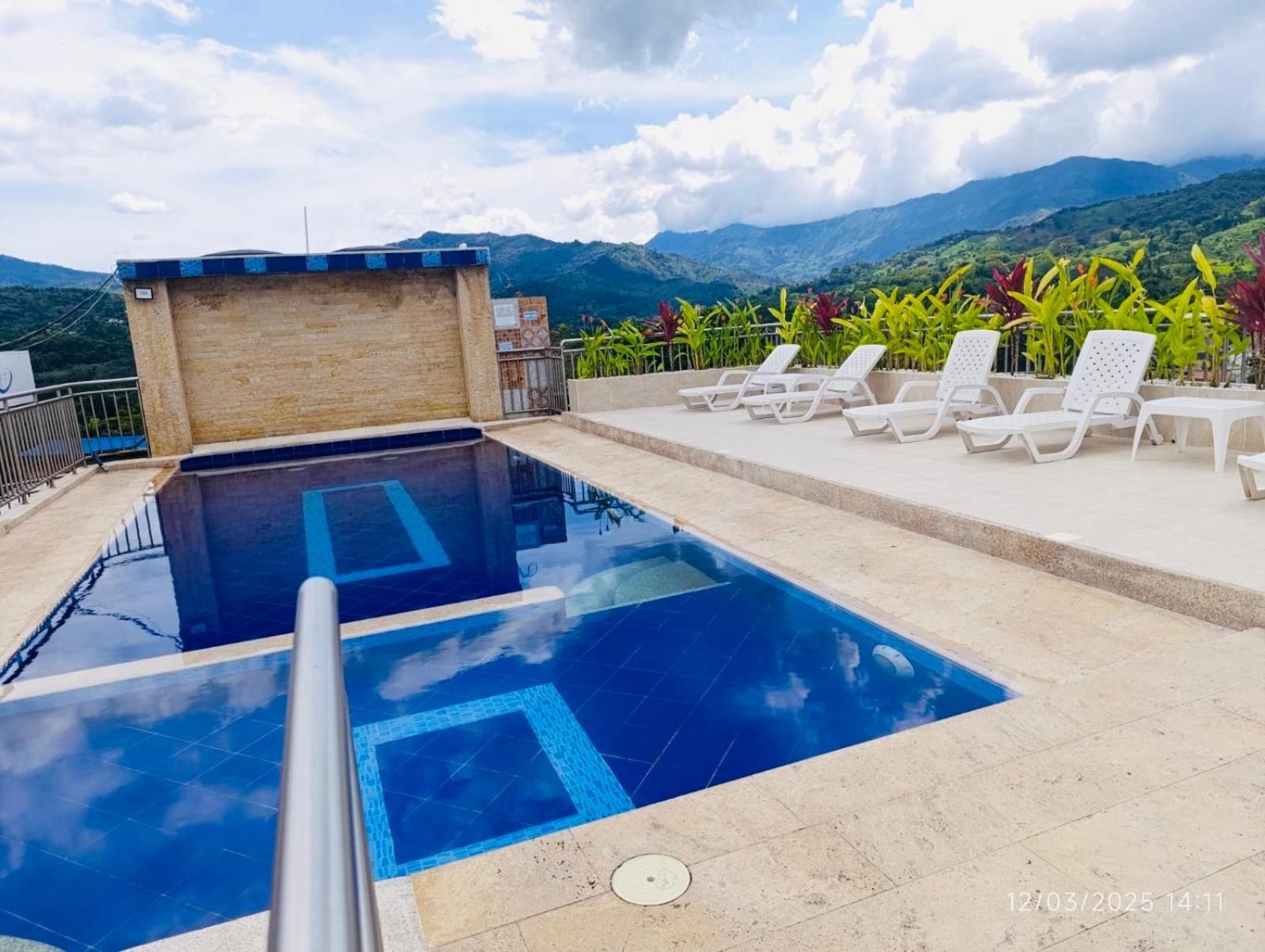 Hotel Bellavista Premium Villeta Ngoại thất bức ảnh